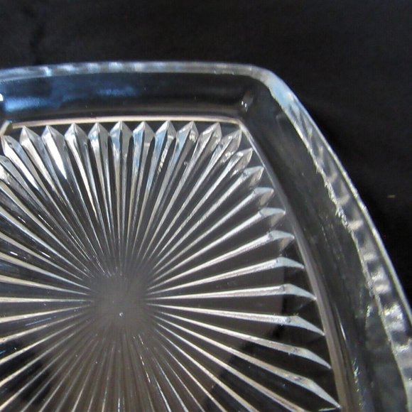 Metal Dish with a lid- Please read all description as is - Picture 10 of 10